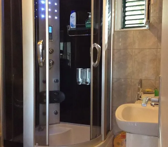 Kameni Val 아파트 *