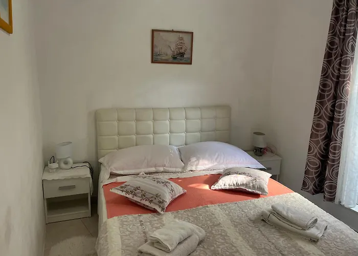 아파트 Kameni Val