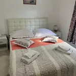 Apartment Kameni Val *