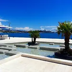 Apartment Kameni Val