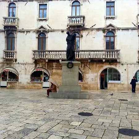 Διαμέρισμα Kameni Val *