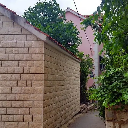 Kameni Val Split